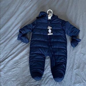 Children’s place bear snowsuit 6-9m dark blue